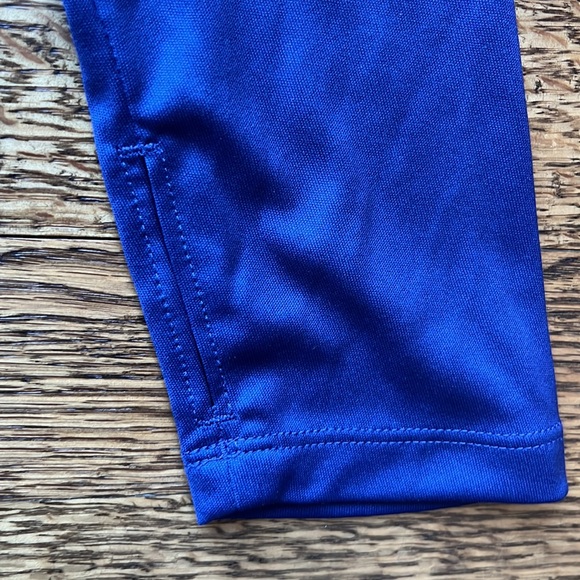 Medium Reebok long sleeve shirt - Picture 4 of 6